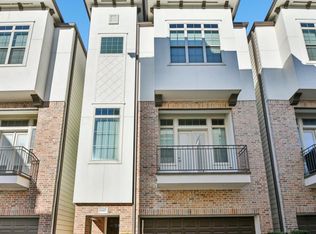 1040 W 26th St UNIT D, Houston, TX 77008