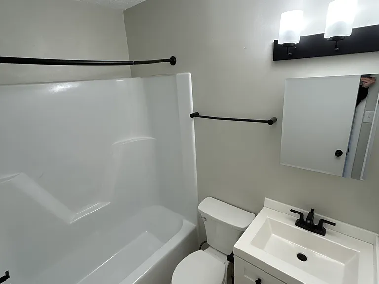 Riverview Terrace Apartments — Photo 12