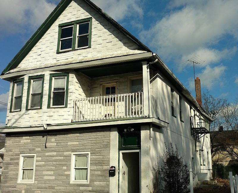 1st image of 301-07 Manson Pl