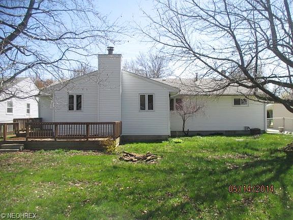 2nd image of 42974 Woodhill Dr