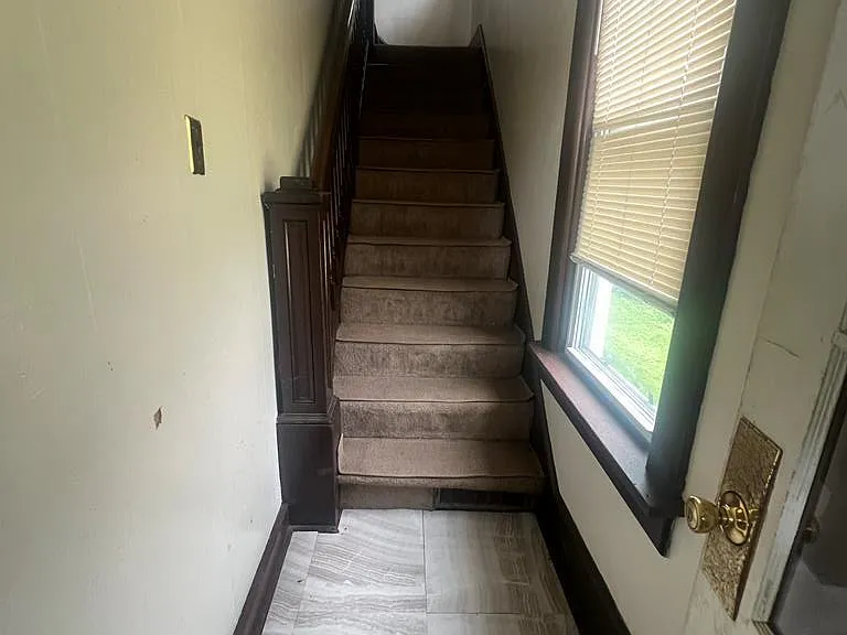 628 S Ankeny Ave — Photo 1