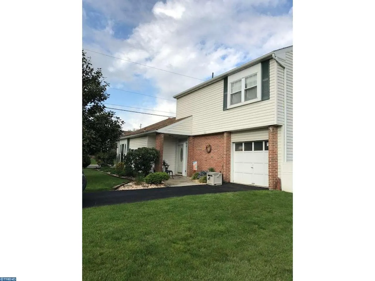 100 Hartline Dr photo 1