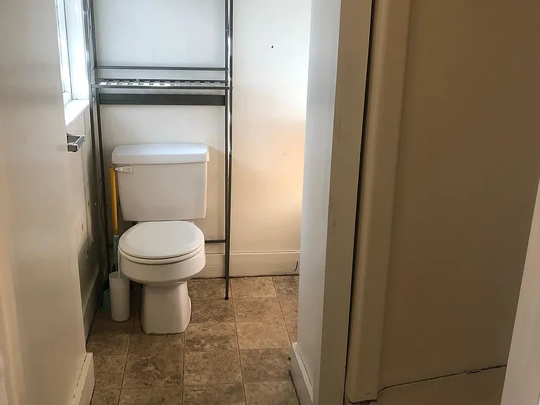 91 Prospect St #5 — Photo 6