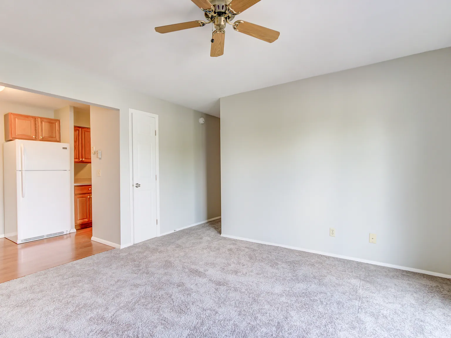 Wintergreen Apartments - 220 — Photo 3