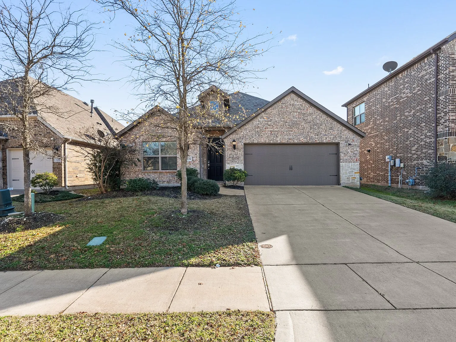 3 bed, 1763 sqft, $2,300 — Photo 2