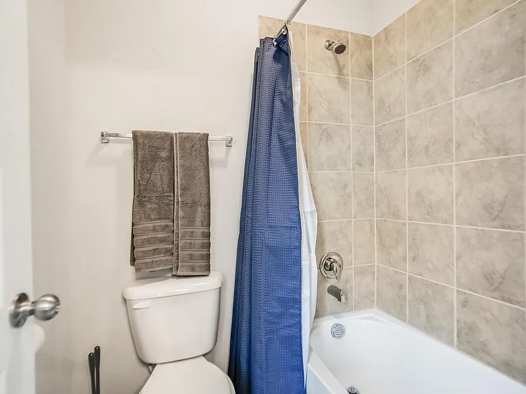 5323 Moni Rock Dr — Photo 34