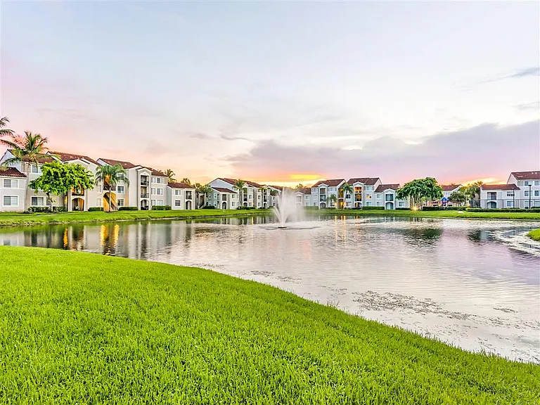Miramar Lakes — Photo 13