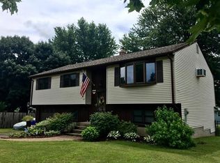 33 Jonathan Ln, East Hartford, CT 06118