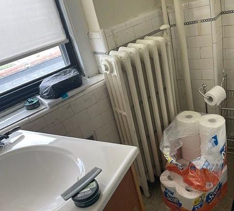 5th image of 223 Essex St APT 27