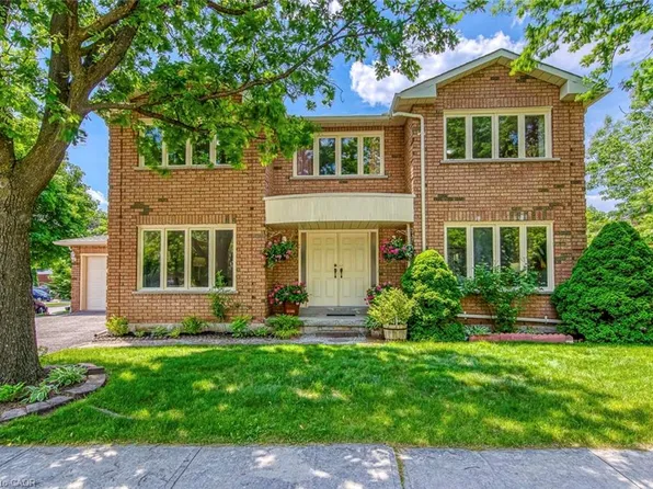 2921 Caradoc Ln, Oakville, ON L6J 6W4