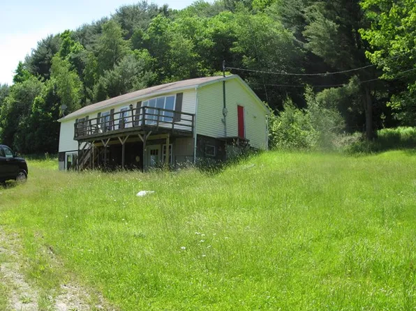 507 Cabin Hl E, Hallstead, PA 18822