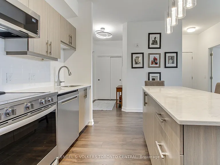 430 Essa Rd #418 — Photo 13