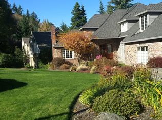 17980 Meadowlark Ln, Lake Oswego, OR 97034