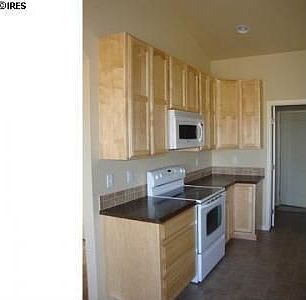 5th image of 561 Wind River Dr