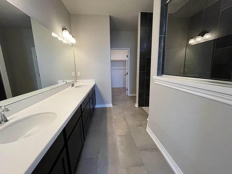 8022 Calma St — Photo 4