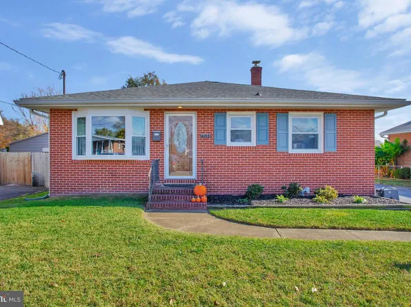 181 Kenwood Rd, Pasadena, MD 21122