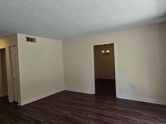 3rd image of 5201 Atlantic Blvd Unit 185