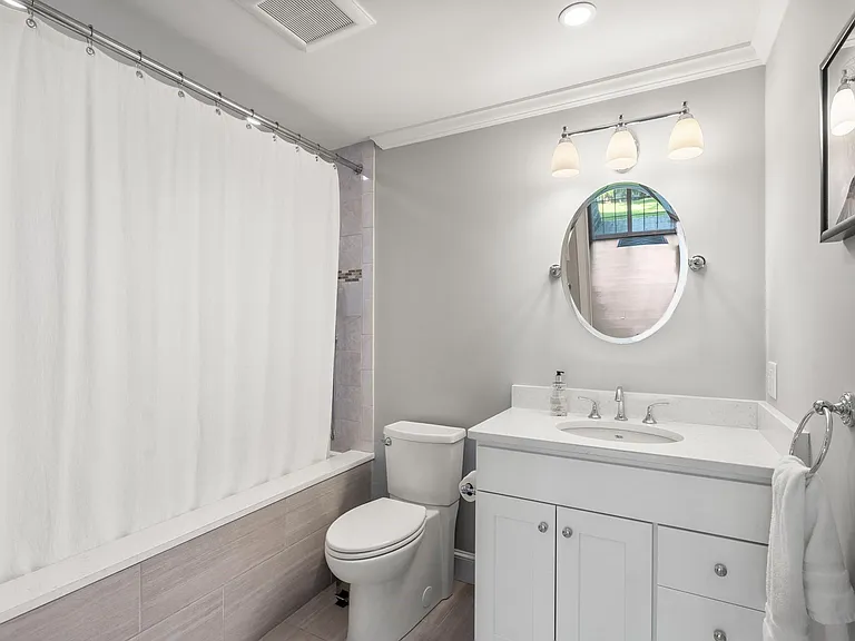 18 Park Ave — Photo 8