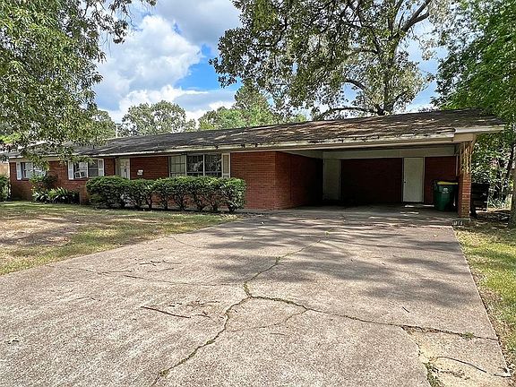 2nd image of 113 Wildwood Dr