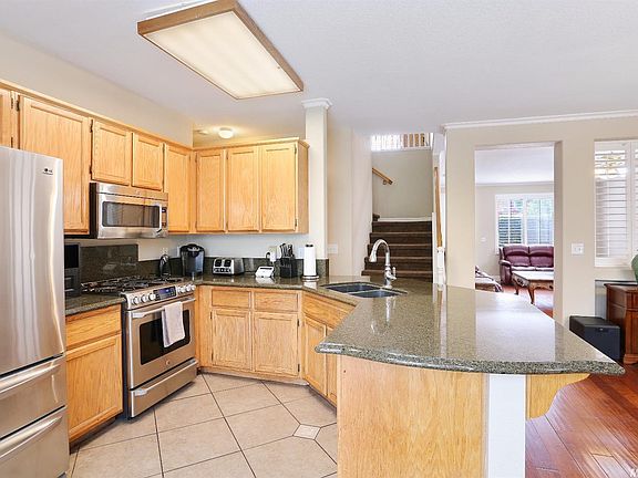 4th image of 1641 Cimmaron Dr