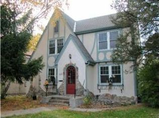 4634 France Ave S, Edina, MN 55410