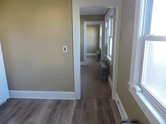 5th image of 102 Ellsworth Ave #509