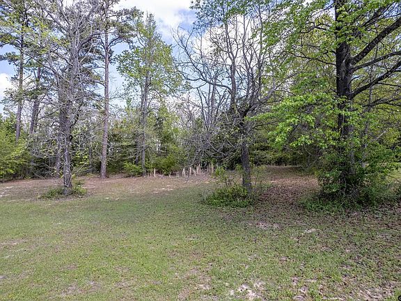 4th image of 24070 Sun Ridge Rd
