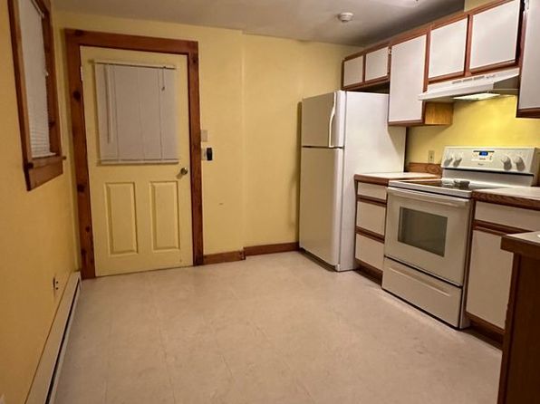 52 Main St Suite 1