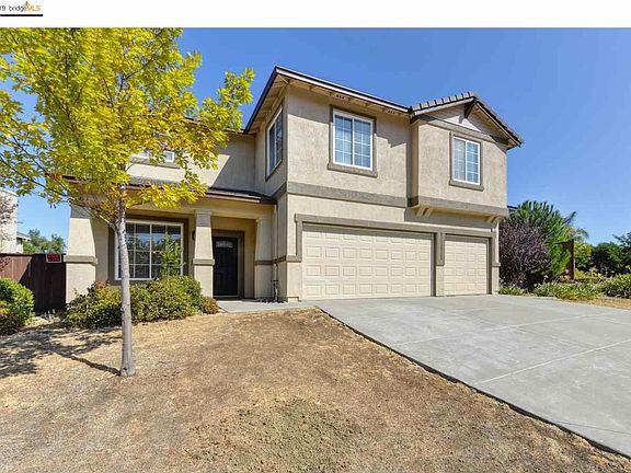 2nd image of 2380 Woodhill Dr
