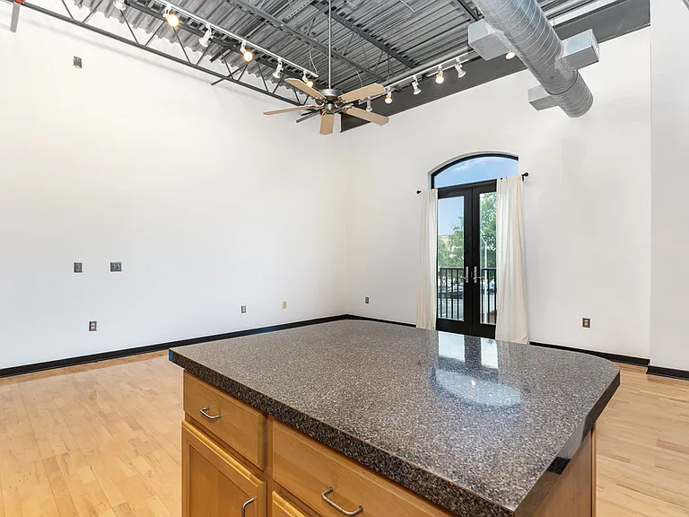 700 Market St #203 — Photo 13