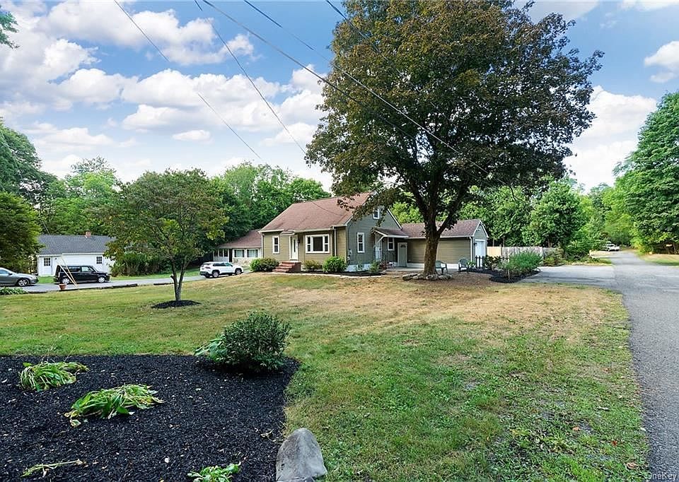 1st image of 128 Fries Ln