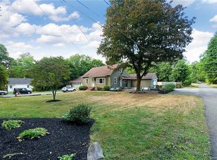 128 Fries Ln, Walden, NY 12586