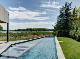 232 Redwood Rd, Sag Harbor, NY 11963