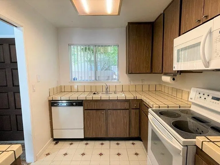 5 Donner Creek Ct — Photo 6