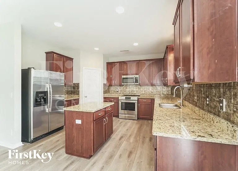 11628 Lusterleaf Holly Rd — Photo 6