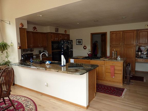 21x20 Gourmet Kitchen 