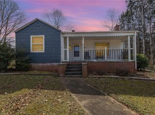 1692 State Highway 135, Eden, NC 27288