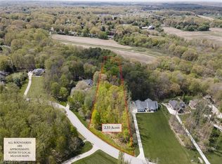 4 Stone Castle Trl, Salem, OH 44460