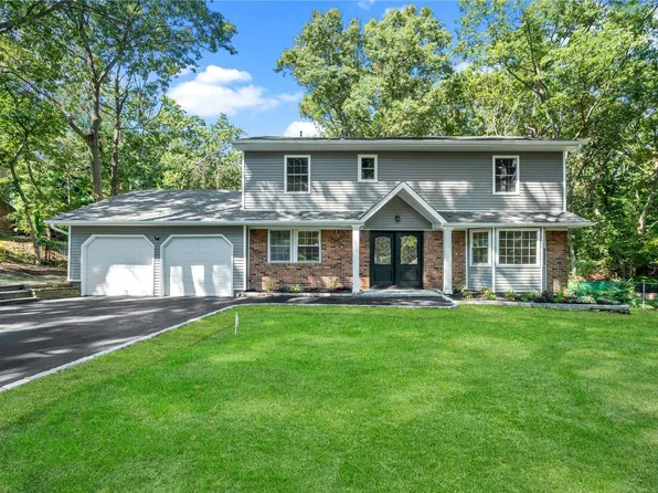 36 Alice Lane, Smithtown, NY 11787