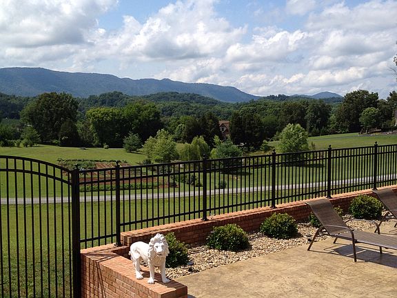 5th image of 1557 Mint Meadows Dr