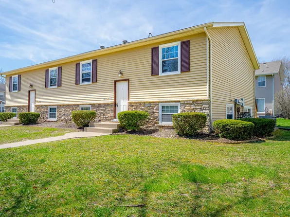 1815 Monticello Park Dr #1821, Valparaiso, IN 46383