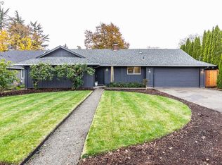 820 Arcadia Dr, Eugene, OR 97401