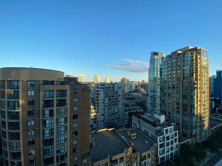 1111 Richard St #1506 — Photo 29