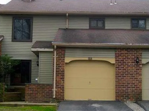 205 Bernard Ct, Chesterbrook, PA 19087