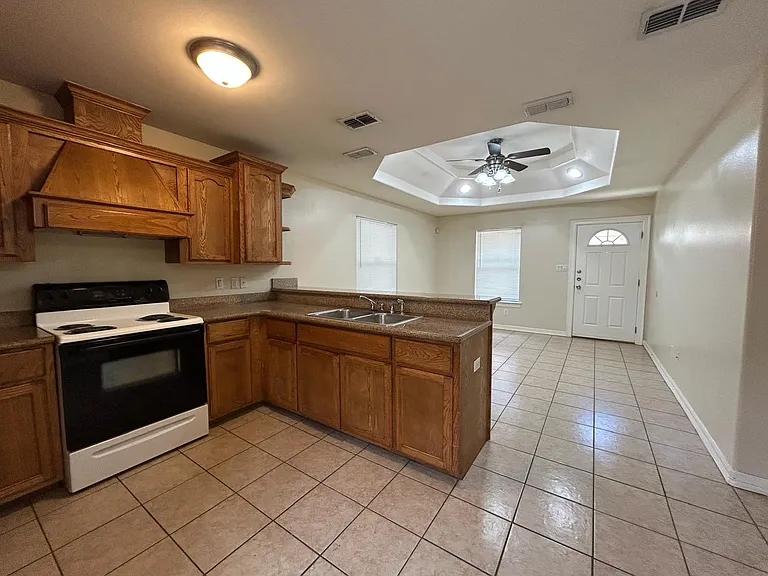 1205 S Palm Dr #3 — Photo 18