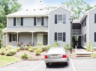 135 Countryside Dr, Basking Ridge, NJ 07920