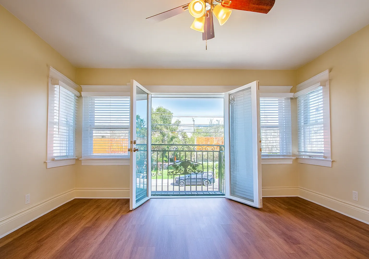 3109 S. Catalina Street — Photo 4