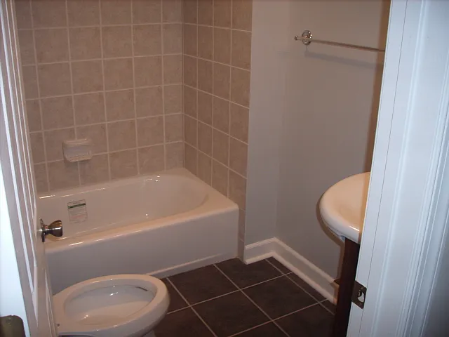 1255 Carrollsburg Pl SW #A — Photo 3