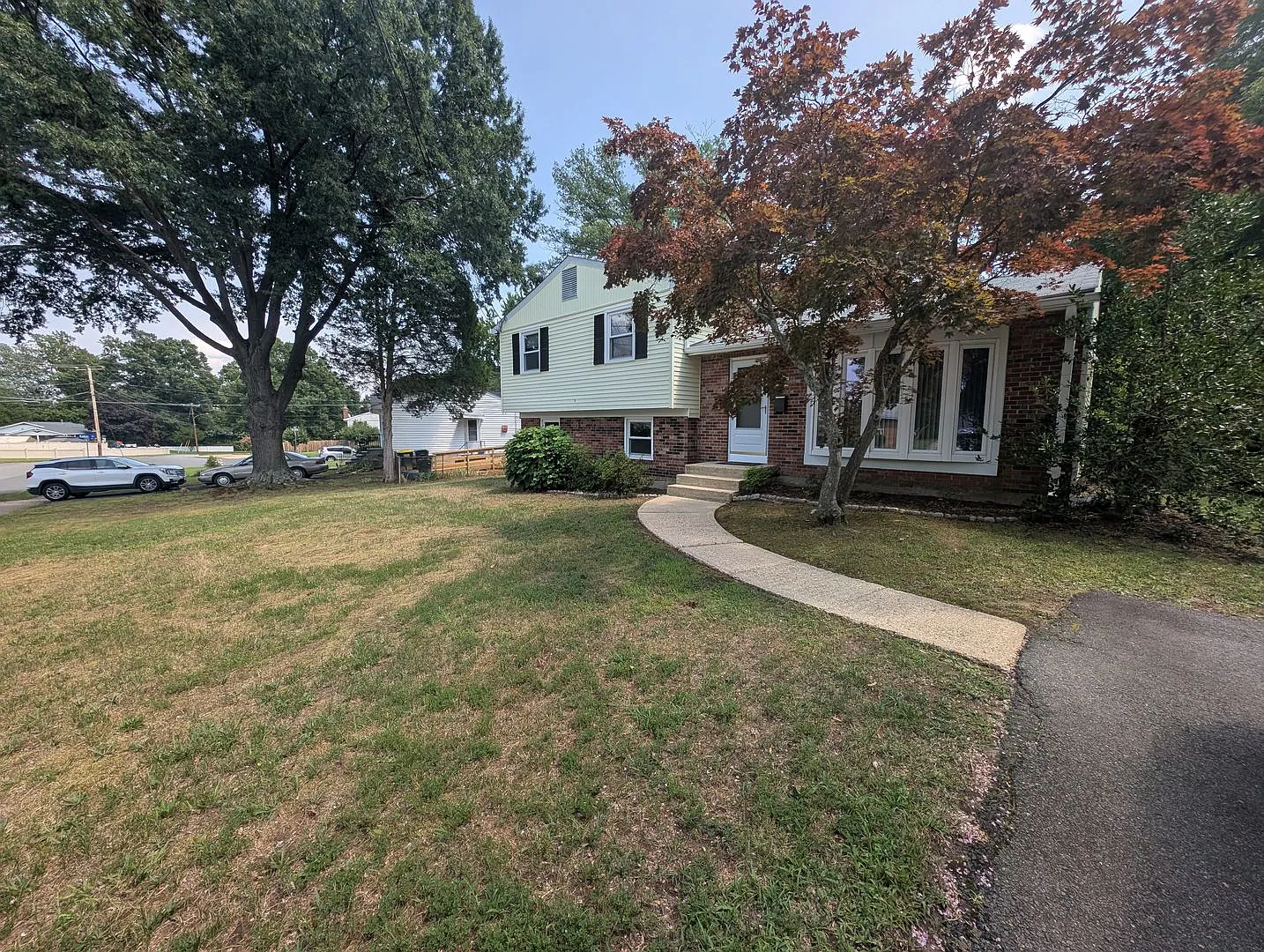 Single family home in Rose Hill in Alexandria — Photo 2