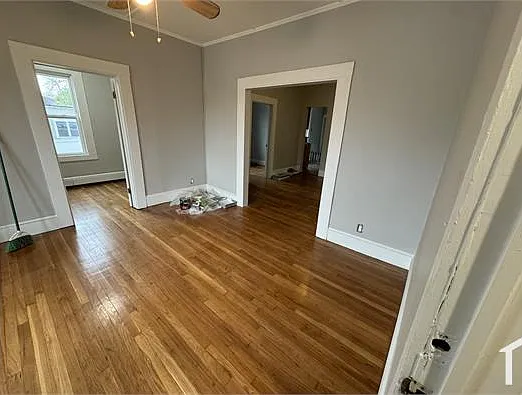 4 bed, $3,600 — Photo 2